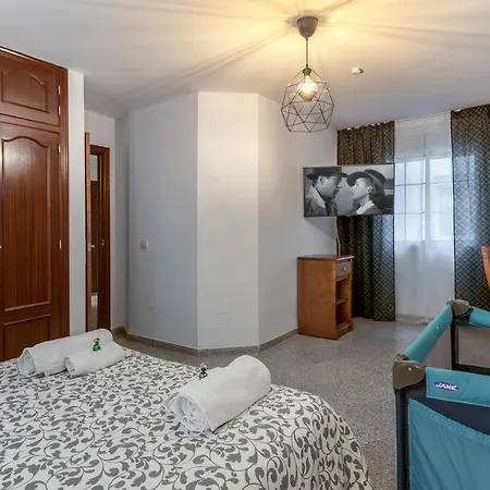 Sf Carihuela Luxury Suite Torremolinos Exterior photo